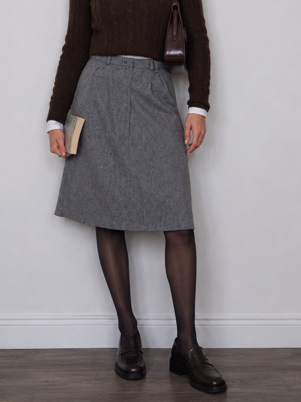 1990s Vintage The Fashion Place Timeless Wool Gray Midi Skirt